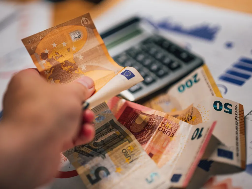 Accéder au simulateur de frais de notaire sur capsud.com et obtenir une estimation fiable pour votre achat