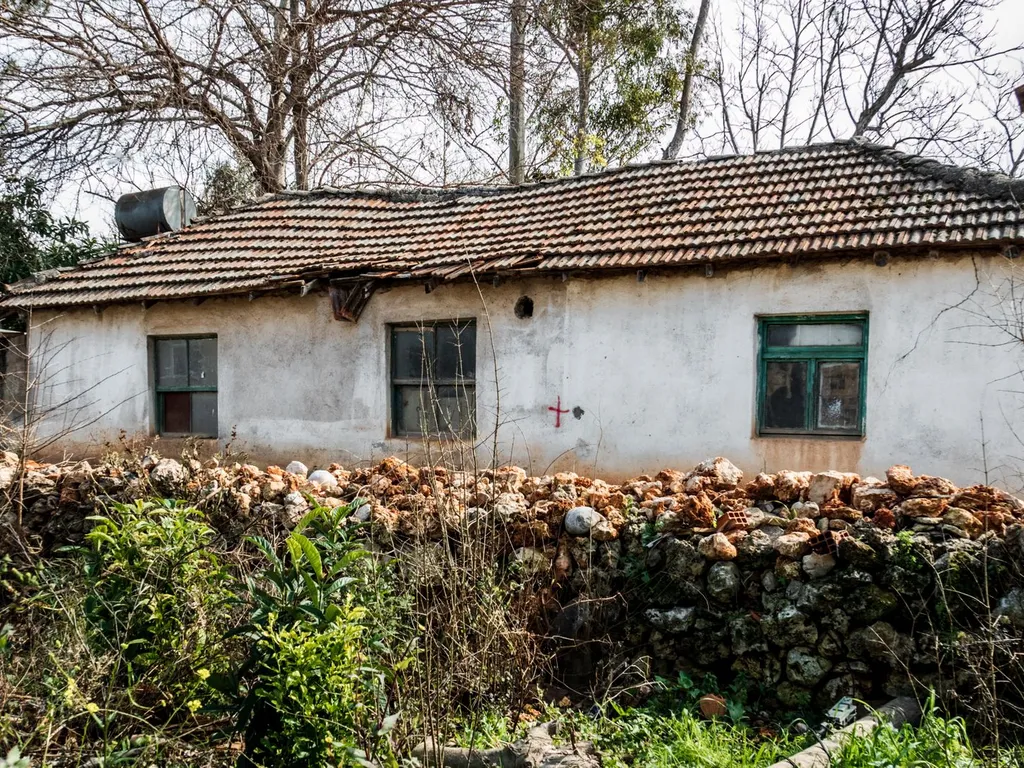 Maison jumelée ou maison mitoyenne : quelles différences pour acheter sans se tromper ?
